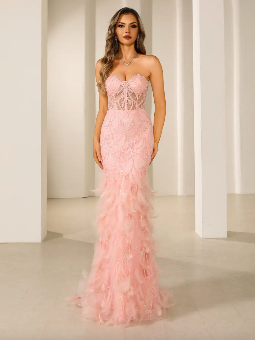 Corset c plumas