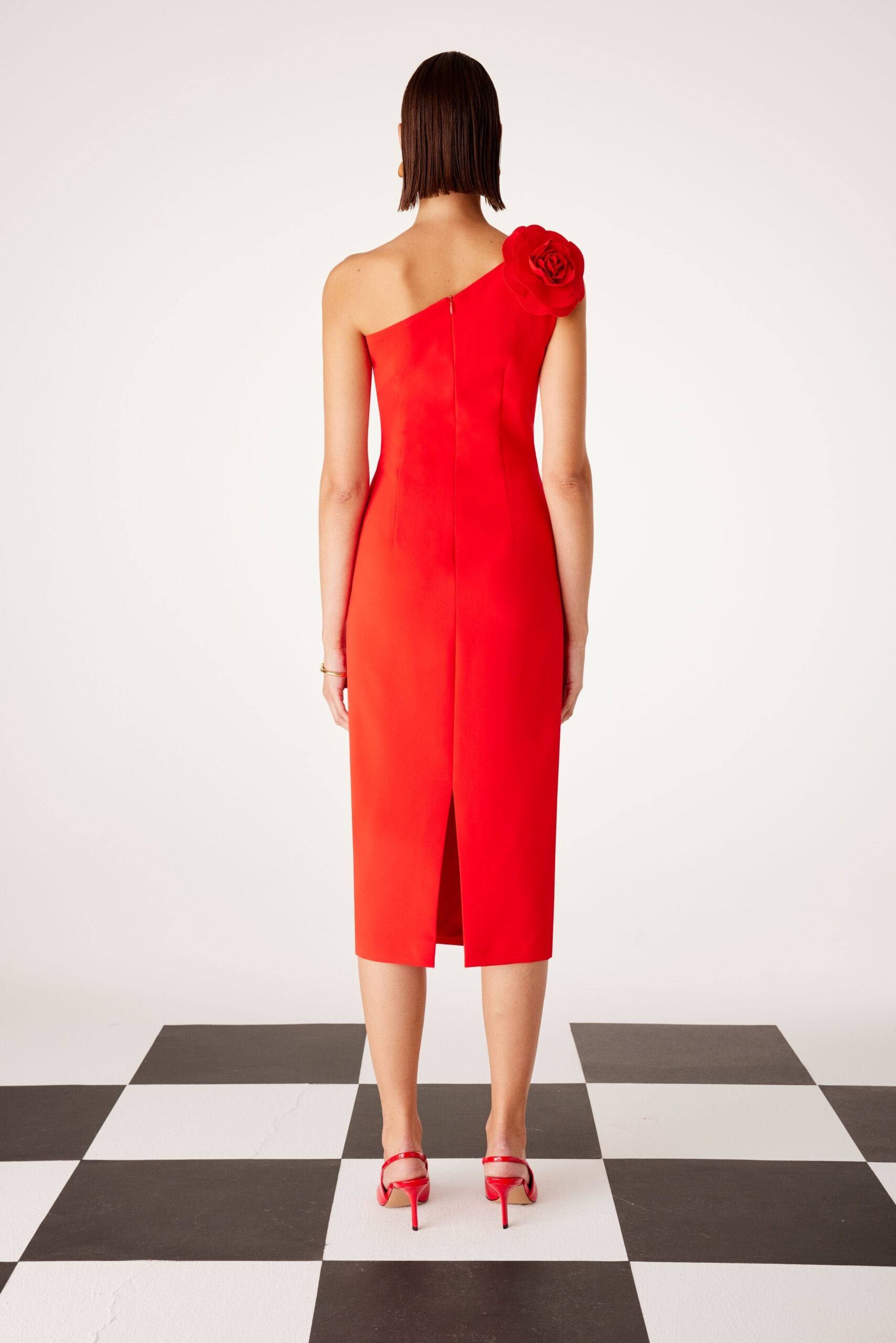 Asimetrico con flores