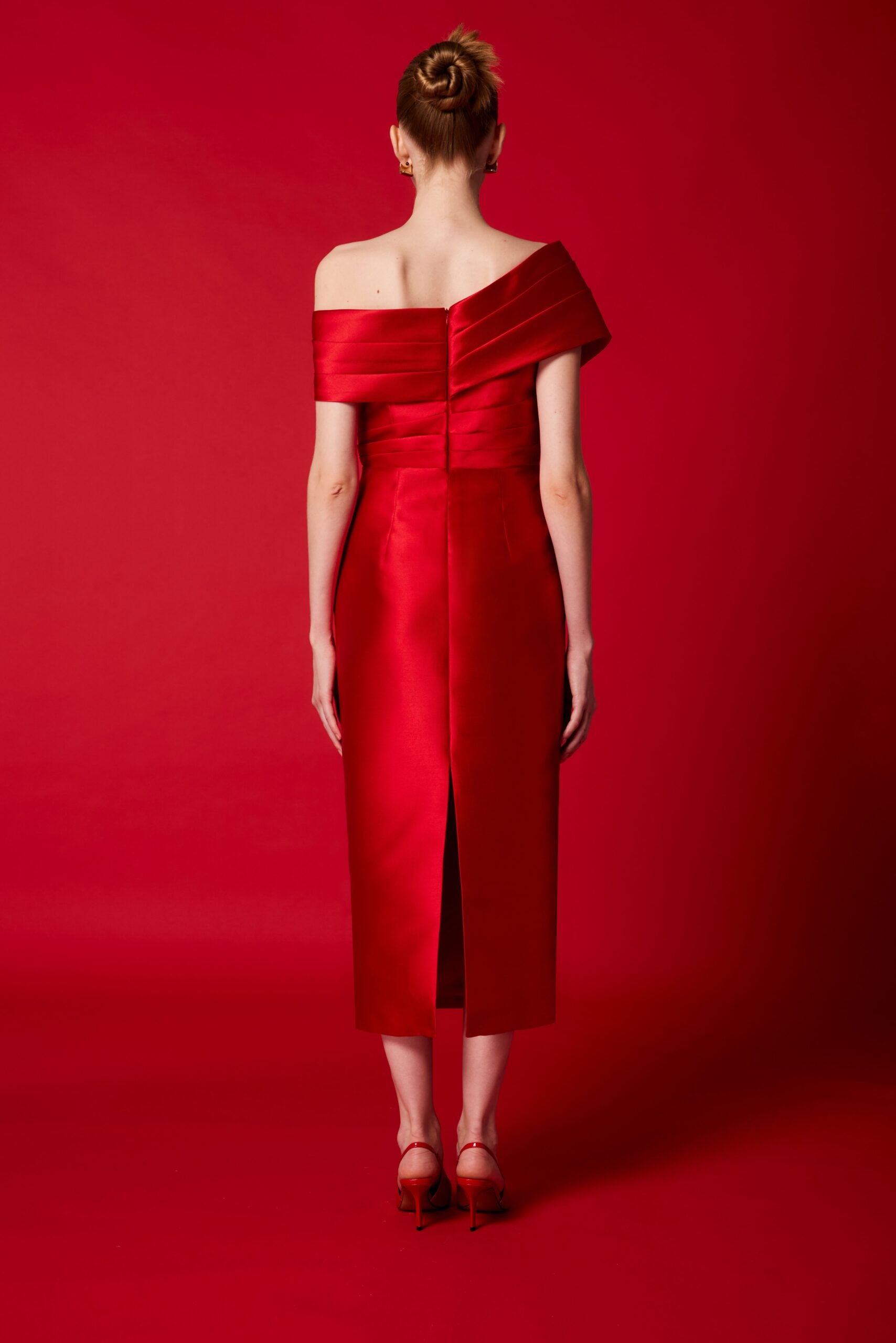 Midi con hombros caidos