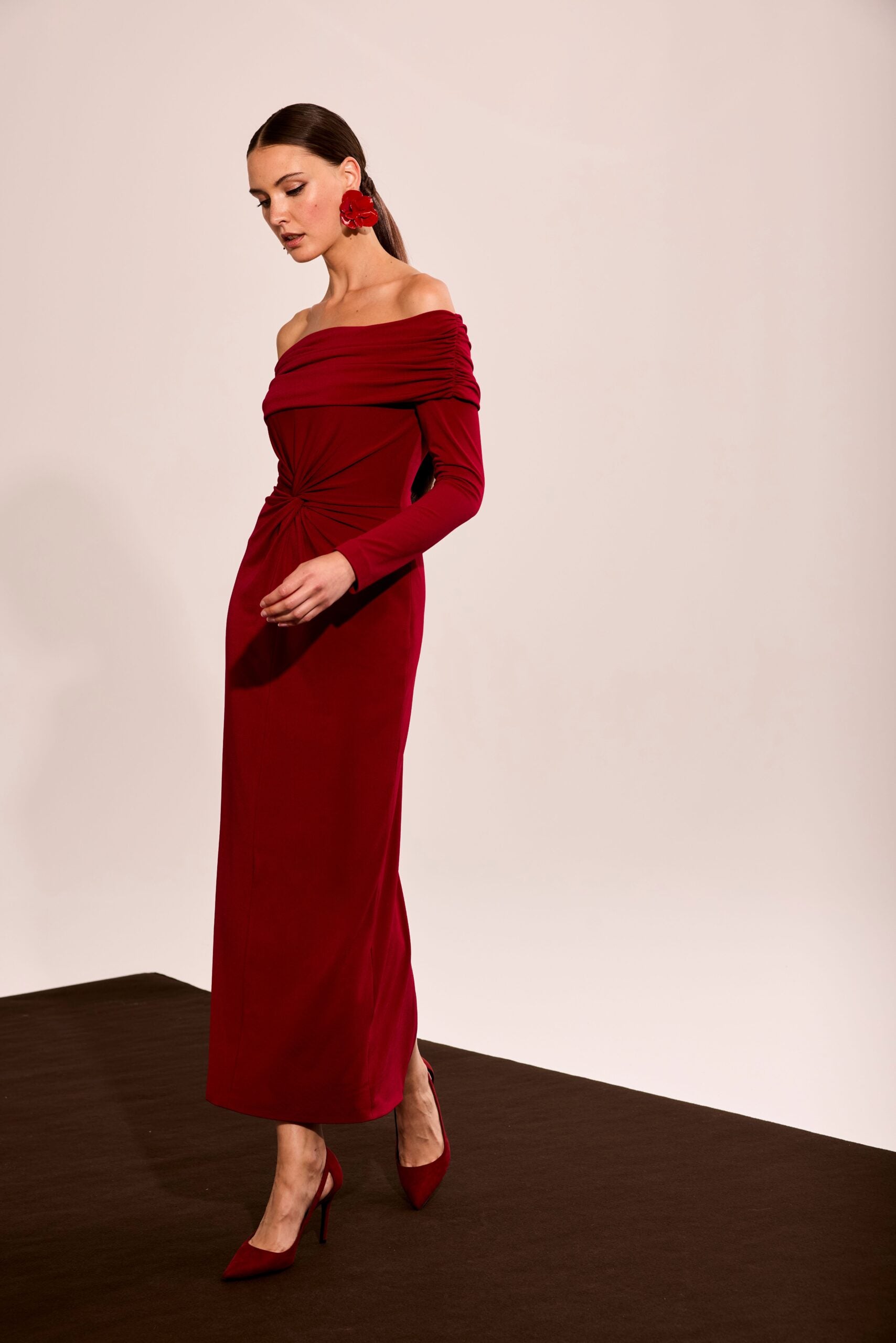 Vestido Largo Off-Shoulder