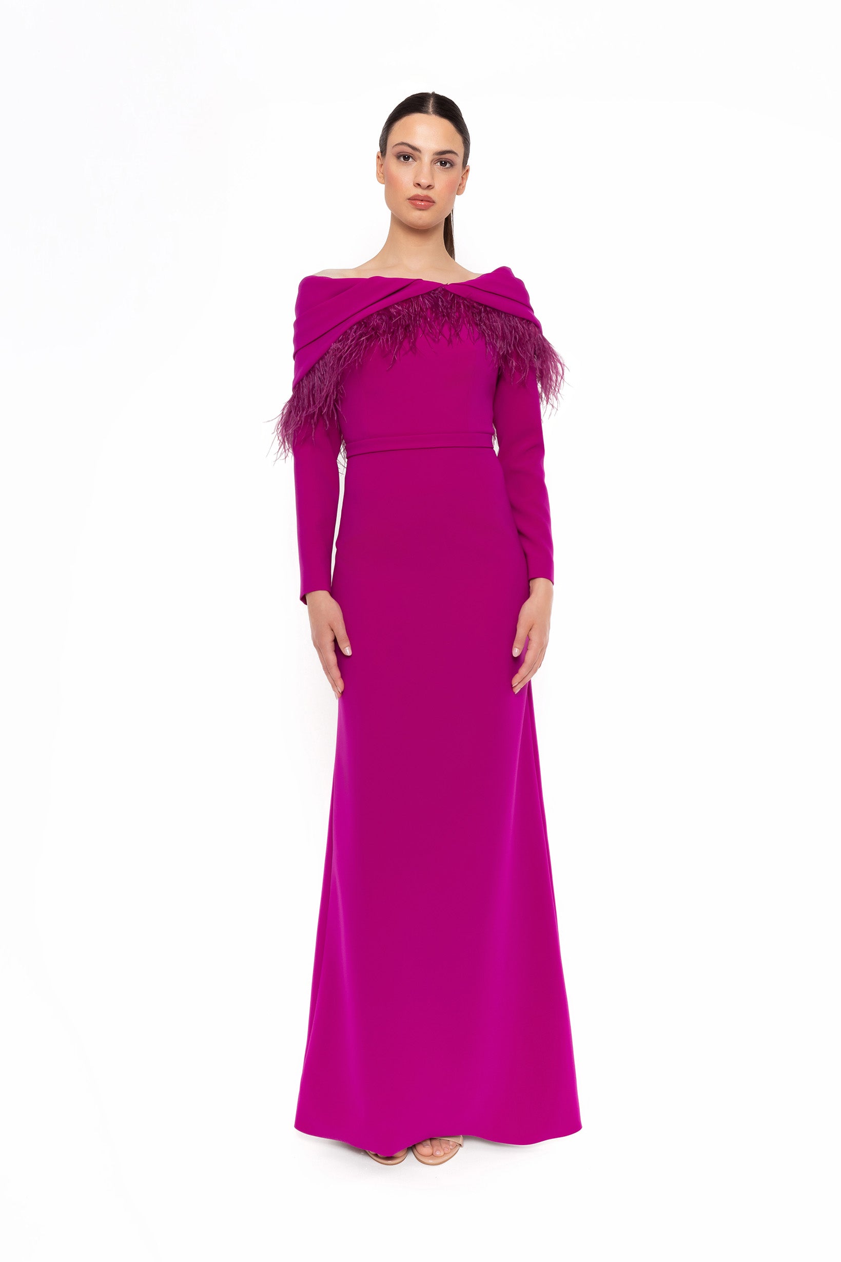 Vestido Strapless Con Capa