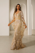 Vestido 3D con capa