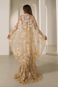 Vestido 3D con capa