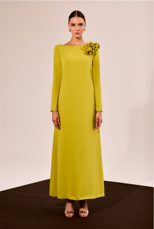 Vestido Recto Adorno con Flor